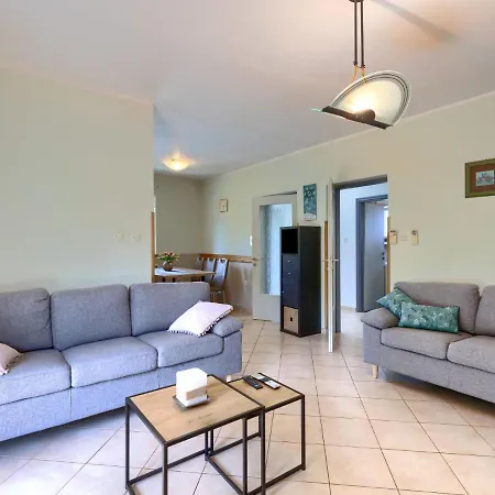 Carlo By Interhome
