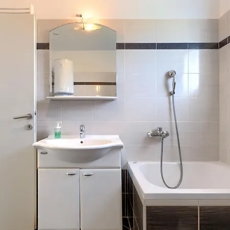 Carlo By Interhome *