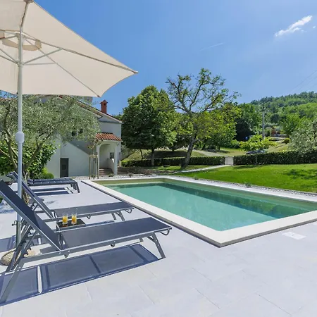 Carlo By Interhome *